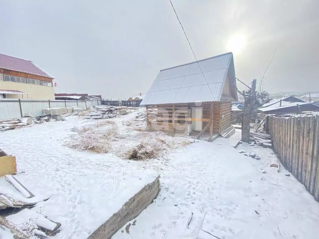 Дом в Бурятия, Улан-Удэ Батарейка мкр, пер. Воровского, 8 (28 м) - Фото 0