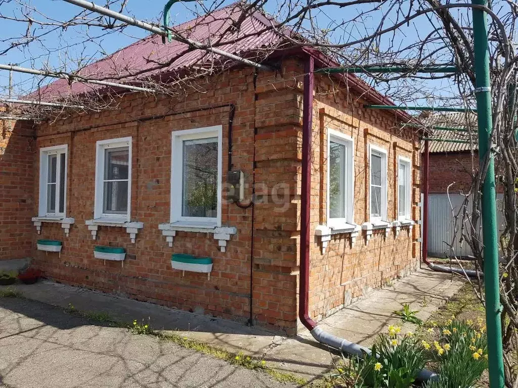 Дом в Краснодарский край, Щербиновский район, Старощербиновская ст-ца ... - Фото 1