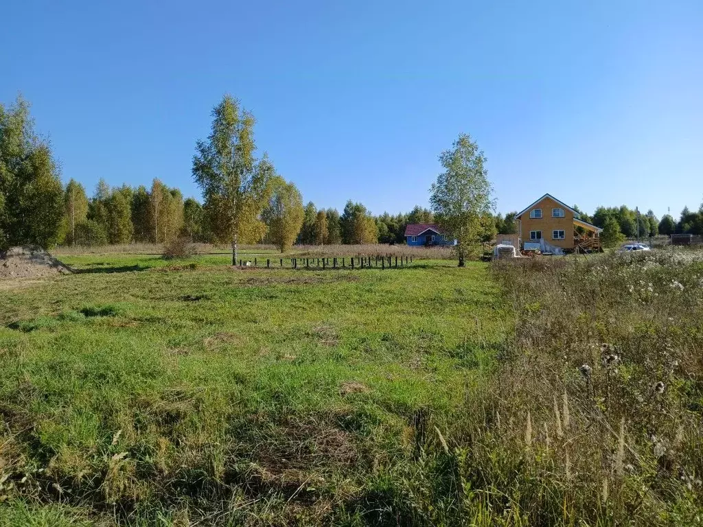 Участок в Московская область, Сергиево-Посадский городской округ, д. ... - Фото 0