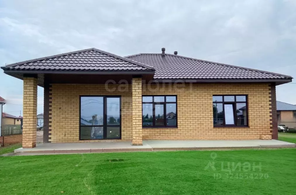 Дом в Оренбургская область, Орск Новый город мкр, ул. Чукотская, 5 (65 ... - Фото 1