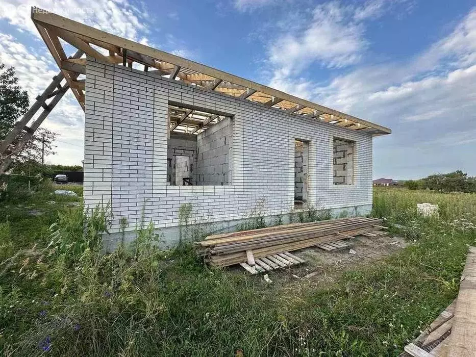 Дом в Старооскольский городской округ, село Курское (95 м) - Фото 0
