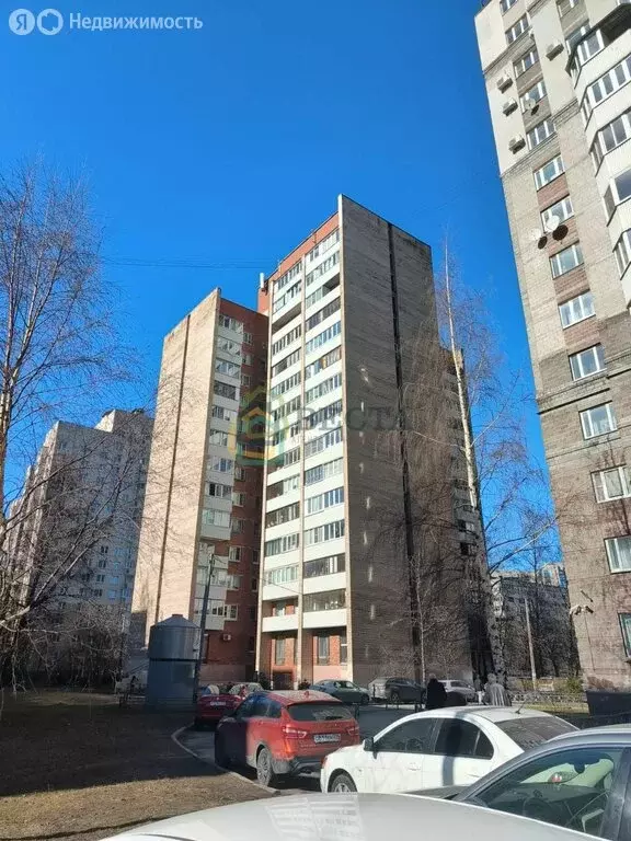 1к в 11-комнатной квартире (12.5 м) - Фото 0