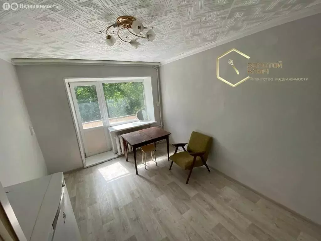 1к в 3-комнатной квартире (11.76 м) - Фото 1