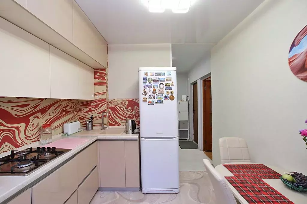 3-к кв. Пермский край, Пермь ул. Архитектора Свиязева, 2А (67.8 м) - Фото 2