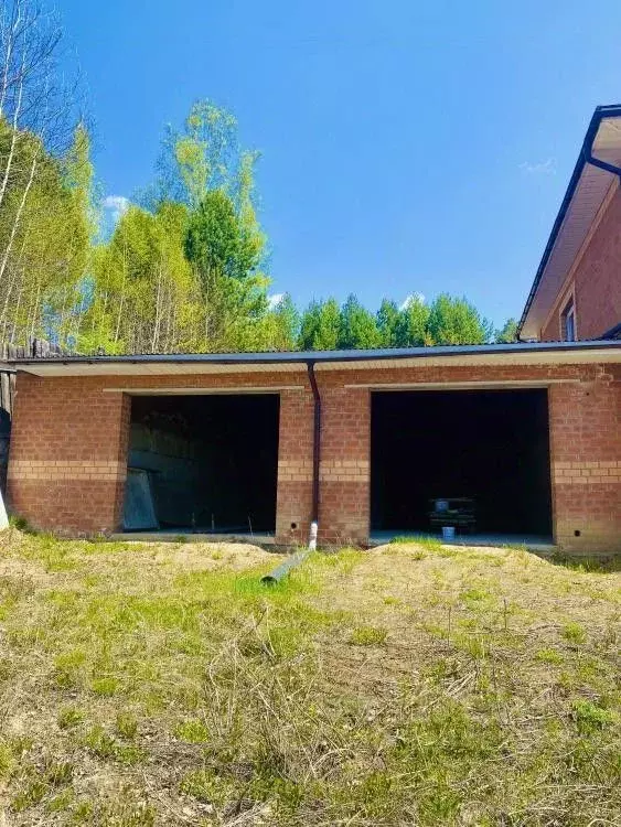 Дом в Иркутская область, Иркутск ул. Малиновая (249 м) - Фото 1