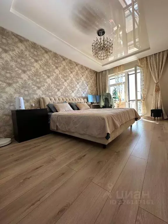 2-к кв. Татарстан, Казань ул. Чернышевского, 33 (67.0 м) - Фото 0