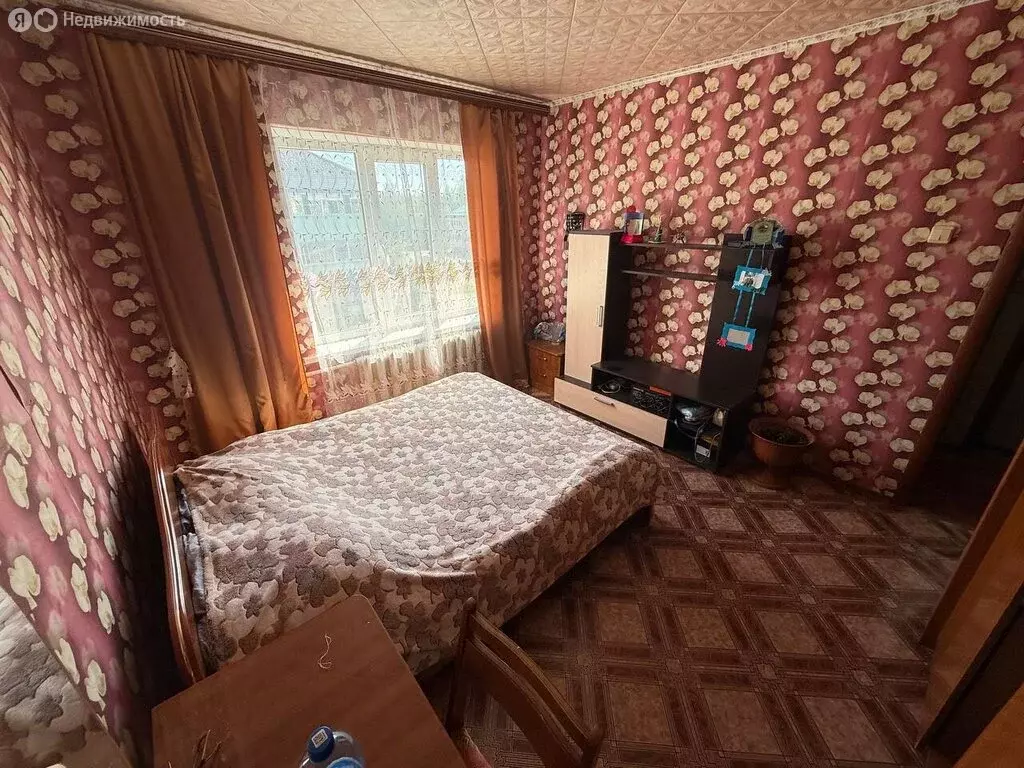 4-комнатная квартира: Вековка, 1 (72.7 м) - Фото 1
