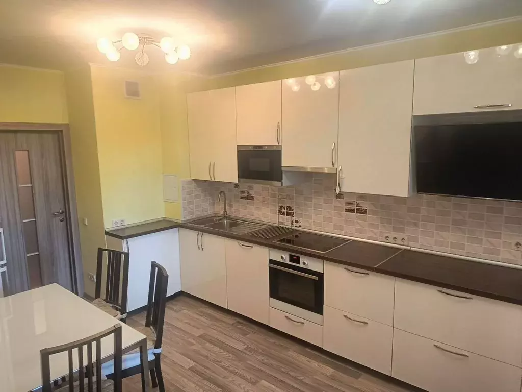 2-к кв. Московская область, Одинцово Вокзальная ул., 39б (65.0 м) - Фото 1