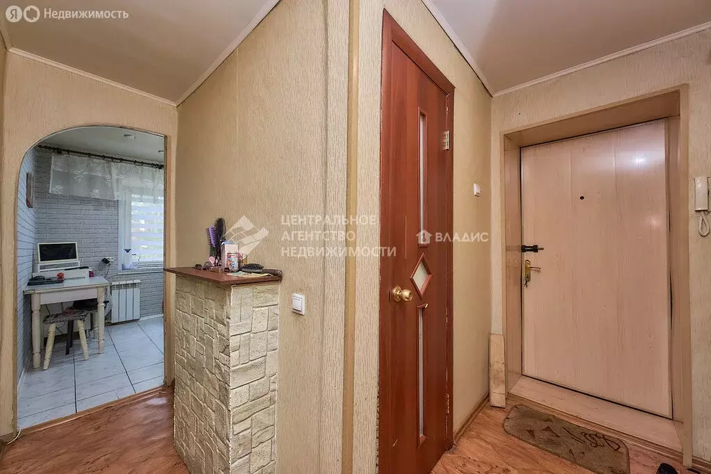 3-комнатная квартира: Рязань, улица Белякова, 10 (54.9 м) - Фото 2