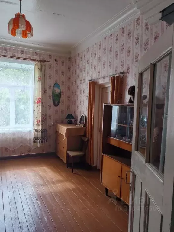 3-к кв. Псковская область, Красногородск рп ул. А. Никандровой, 4 ... - Фото 2