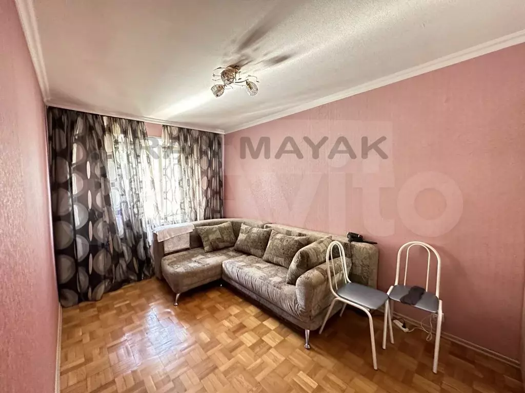 2-к. квартира, 50 м, 1/9 эт. - Фото 0