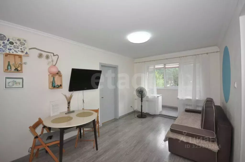 2-к кв. Сахалинская область, Южно-Сахалинск 7-й мкр, проезд ... - Фото 2