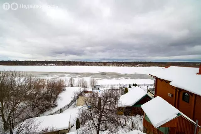 Дом в Дзержинск, улица Терешковой (260 м) - Фото 1