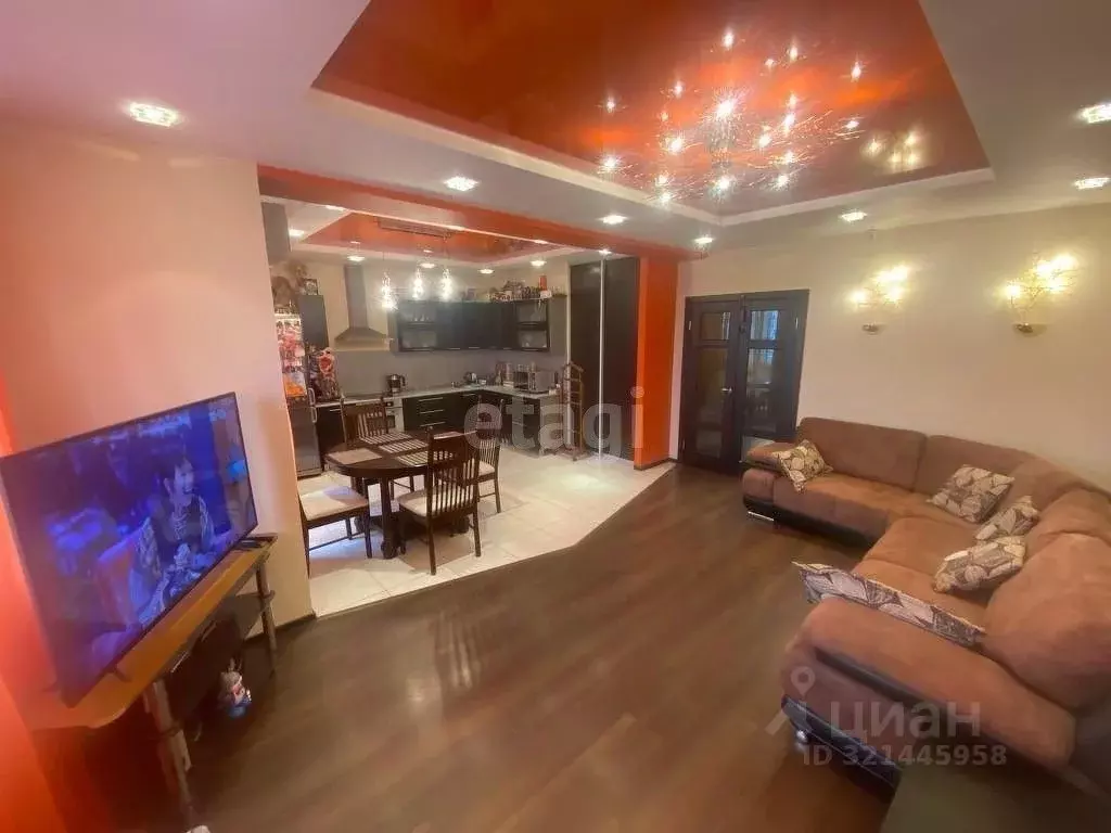 Студия Свердловская область, Нижний Тагил Уральский просп., 83 (44.6 ... - Фото 1