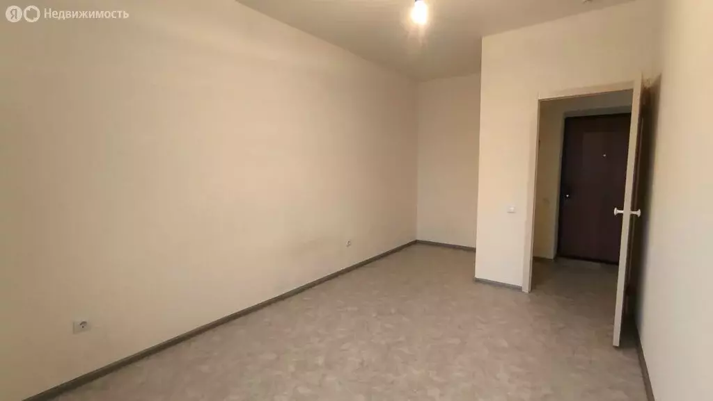 1-комнатная квартира: Ирбит, улица Маршала Жукова, 17 (29.8 м) - Фото 2