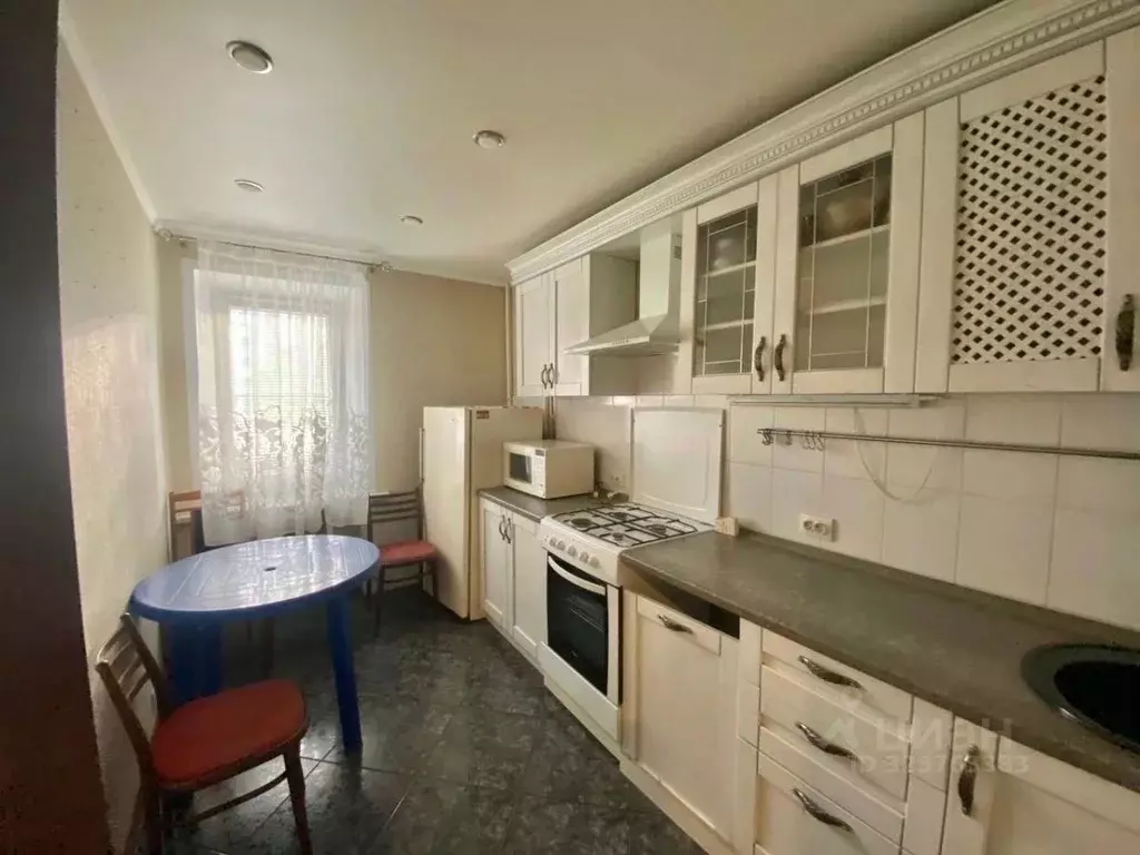 3-к кв. Курская область, Курск Хуторская ул., 12а (58.4 м) - Фото 2