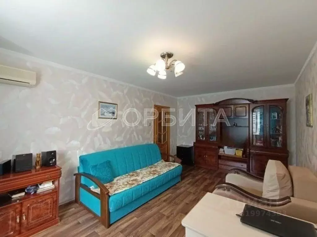2-к кв. Тюменская область, Тюмень ул. Демьяна Бедного, 98к3 (68.4 м) - Фото 1
