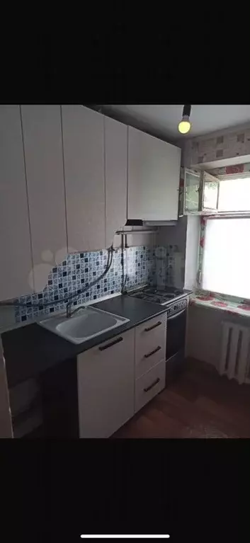 2-к. квартира, 54м, 2/5эт. - Фото 0