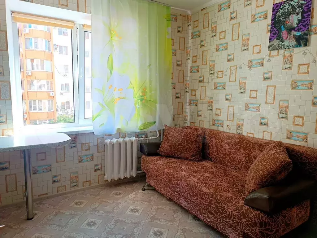 1-к. квартира, 45 м, 4/10 эт. - Фото 1