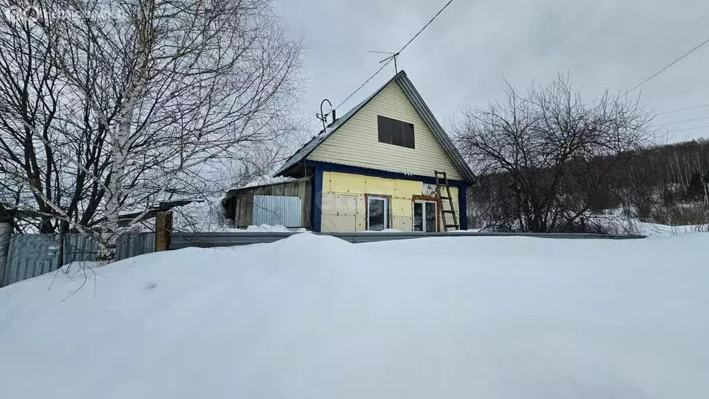 Дом в Кемеровский муниципальный округ, деревня Камышная, Озёрная улица ... - Фото 1