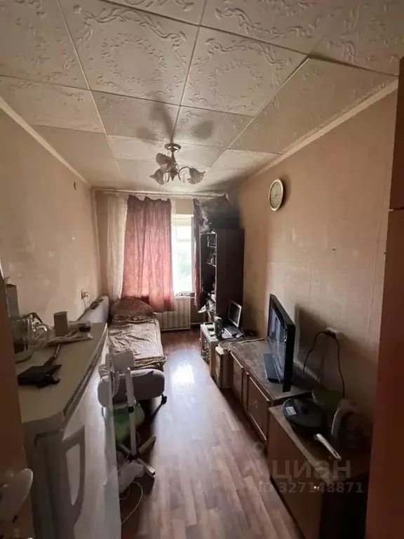 Комната Свердловская область, Екатеринбург ул. Индустрии, 123 (9.1 м) - Фото 1