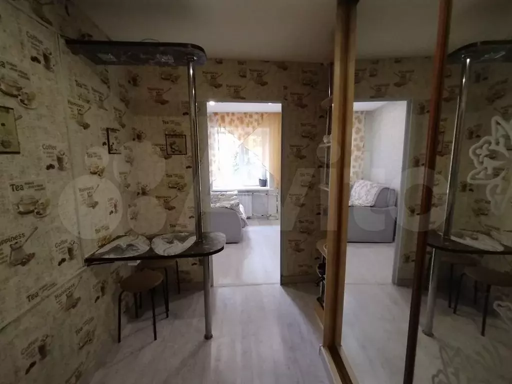 Комната 18 м в 5-к., 2/4 эт. - Фото 0