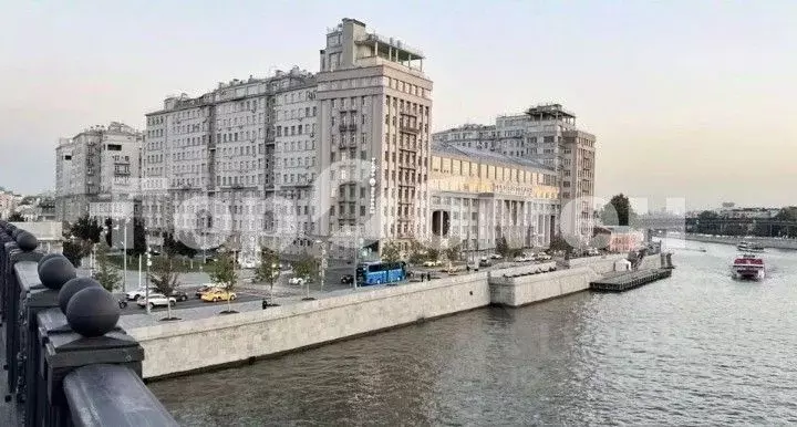 5-к кв. Москва ул. Серафимовича, 2 (110.0 м) - Фото 1