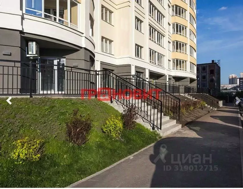 1-к кв. Новосибирская область, Новосибирск ул. Дуси Ковальчук, 242 ... - Фото 0