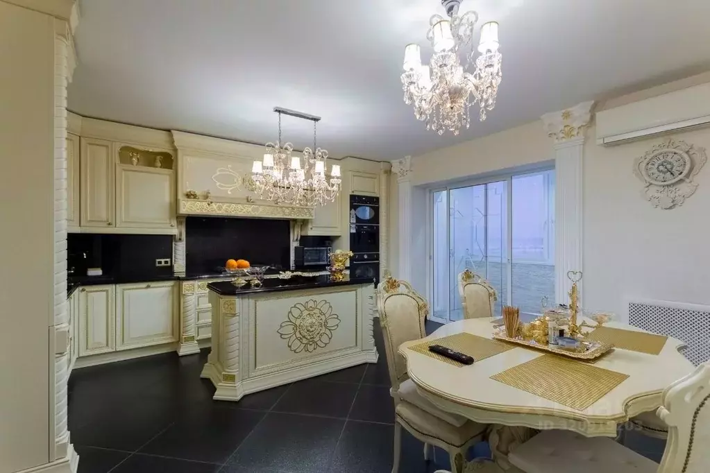 5-к кв. Коми, Ухта просп. Космонавтов, 15 (207.0 м) - Фото 1