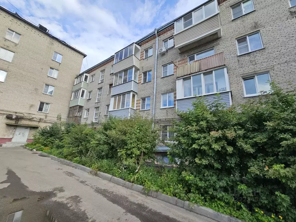 3-к кв. Алтайский край, Барнаул Молодежная ул., 4 (57.2 м) - Фото 0