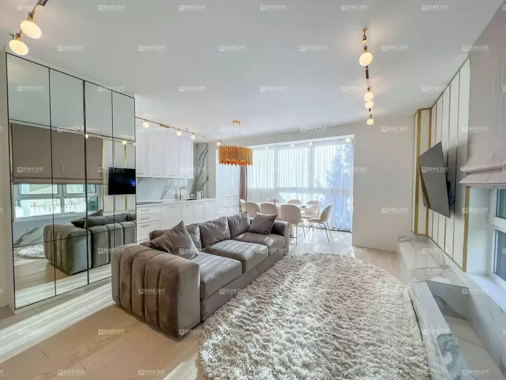 3-к кв. Краснодарский край, Сочи Центральный мкр, ул. Роз, 36 (86.0 м) - Фото 1