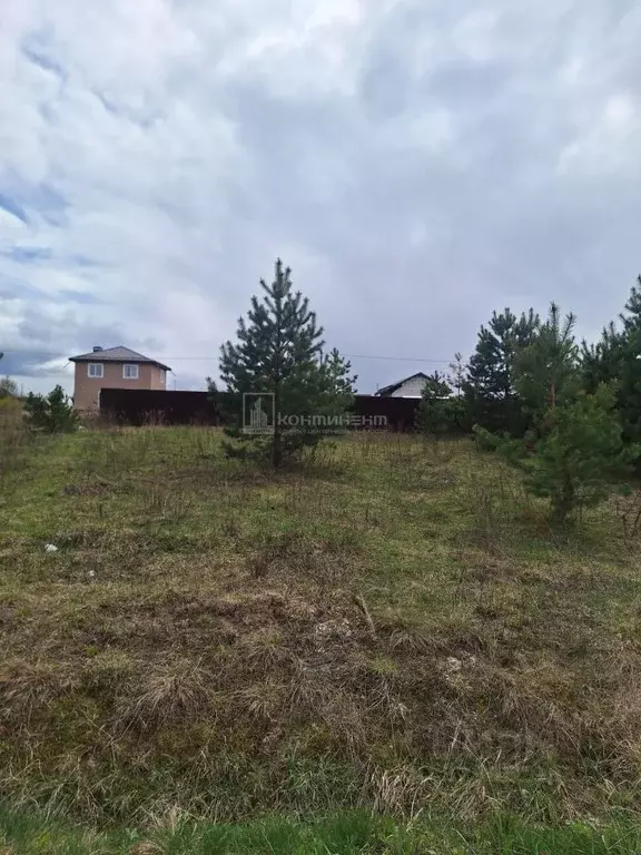 Участок в Владимирская область, Владимир д. Уварово, ул. Центральная, ... - Фото 1