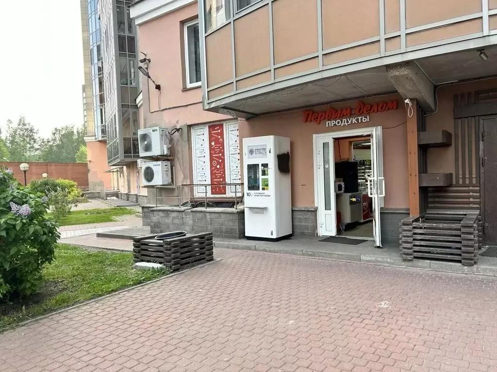 Торговая площадь в Санкт-Петербург просп. Просвещения, 99 (154 м) - Фото 1