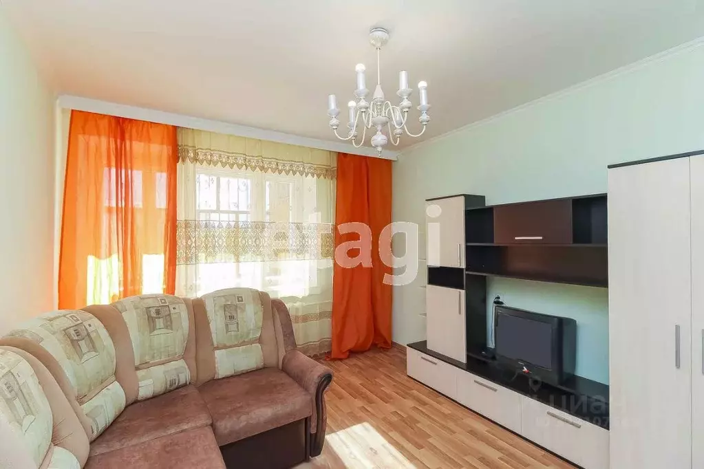 2-к кв. Тюменская область, Тюмень Ставропольская ул., 2А (49.0 м) - Фото 0