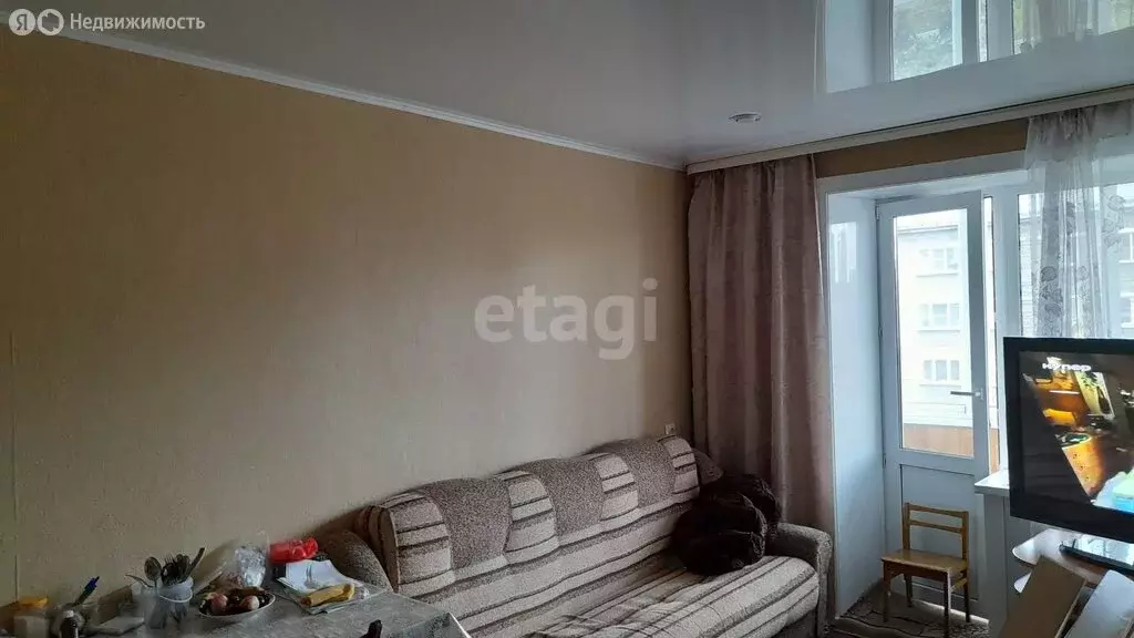 3-комнатная квартира: Улан-Удэ, улица Чертенкова, 8 (61.4 м) - Фото 2