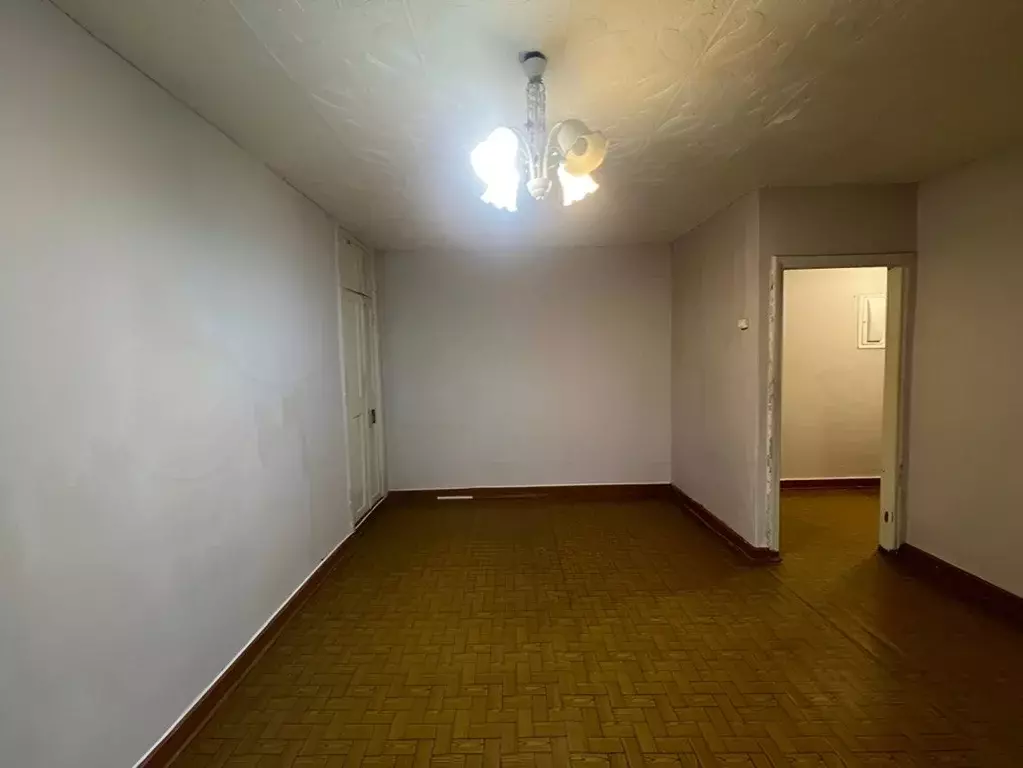 1-к кв. Свердловская область, Асбест Ленинградская ул., 8 (32.0 м) - Фото 1