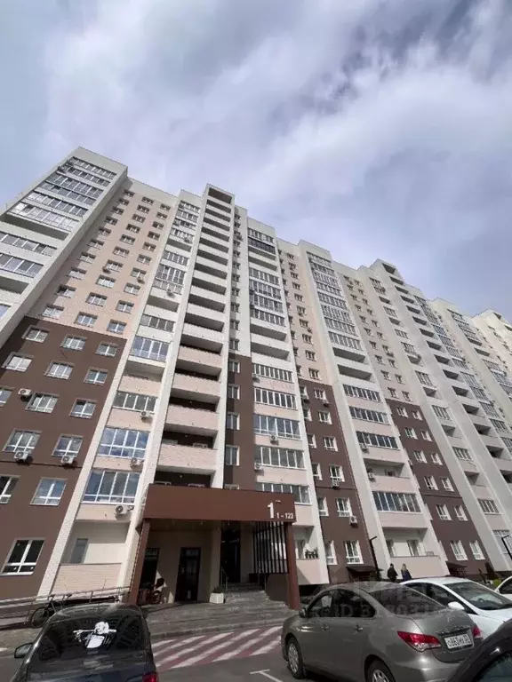3-к кв. Брянская область, Брянск ул. Имени А.Ф. Войстроченко, 5 (68.56 ... - Фото 0