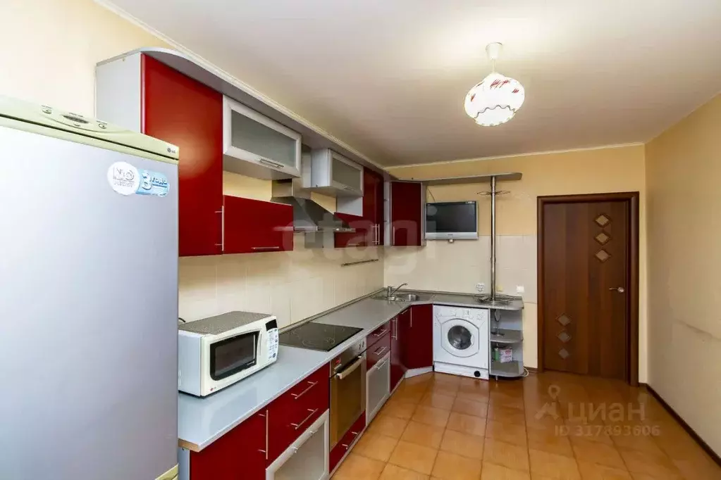 1-к кв. Тюменская область, Тюмень Комсомольская ул., 58 (50.5 м) - Фото 0