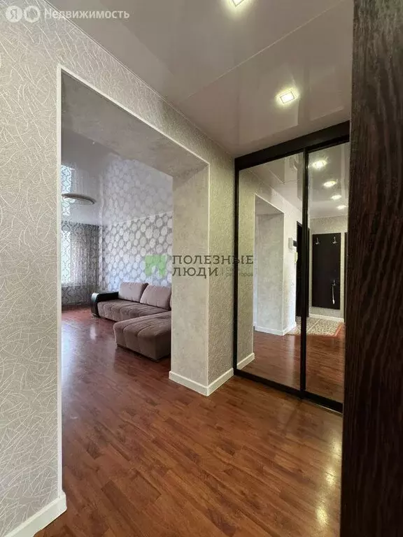 2-комнатная квартира: Ижевск, Пушкинская улица, 162 (69 м) - Фото 0