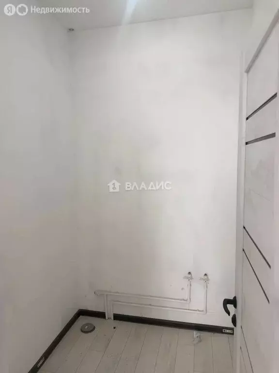 Дом в село Урик, Дилижанская улица, 33 (160 м) - Фото 1