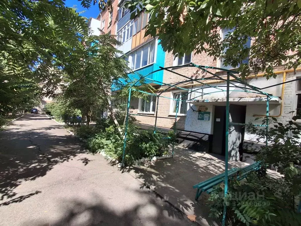 3-к кв. Краснодарский край, Абинск Комсомольский просп., 97 (62.5 м) - Фото 1