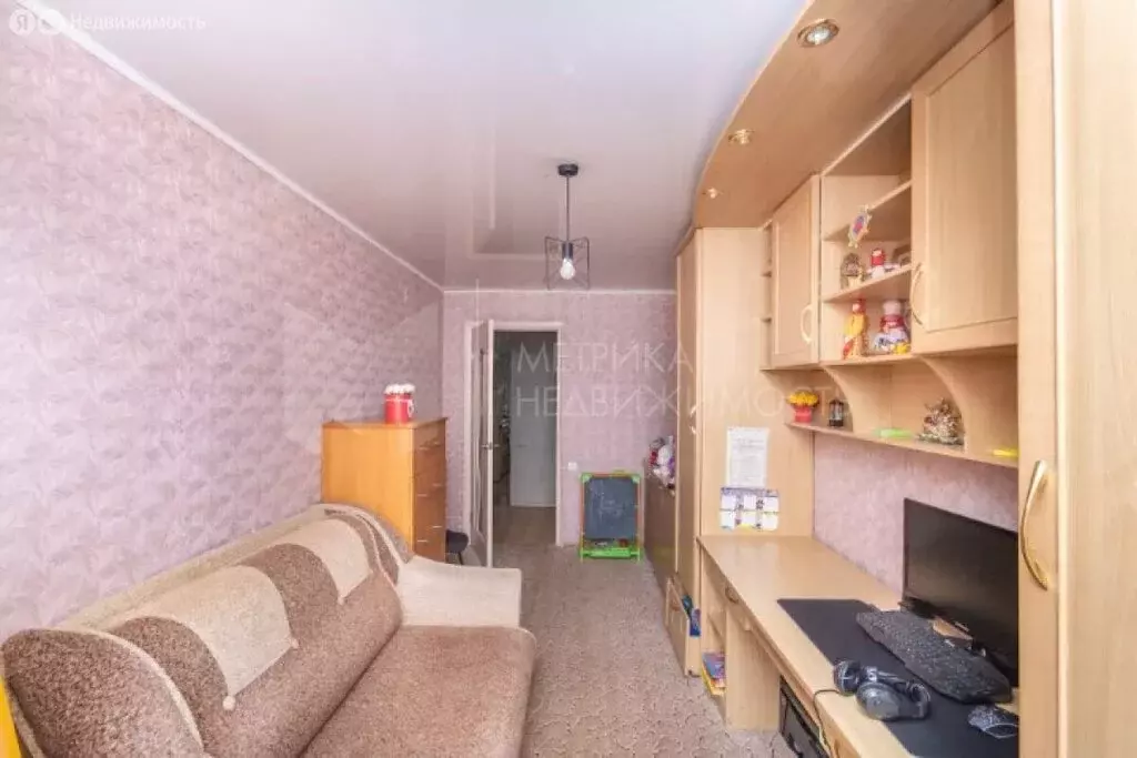 3-комнатная квартира: Ишим, Большая улица, 165 (56.6 м) - Фото 2