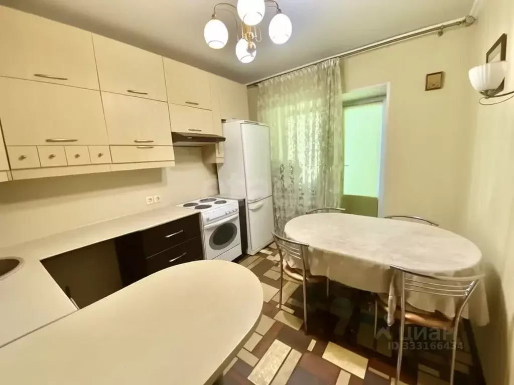 3-к кв. Белгородская область, Белгород ул. Николая Чумичова, 70 (68.4 ... - Фото 1