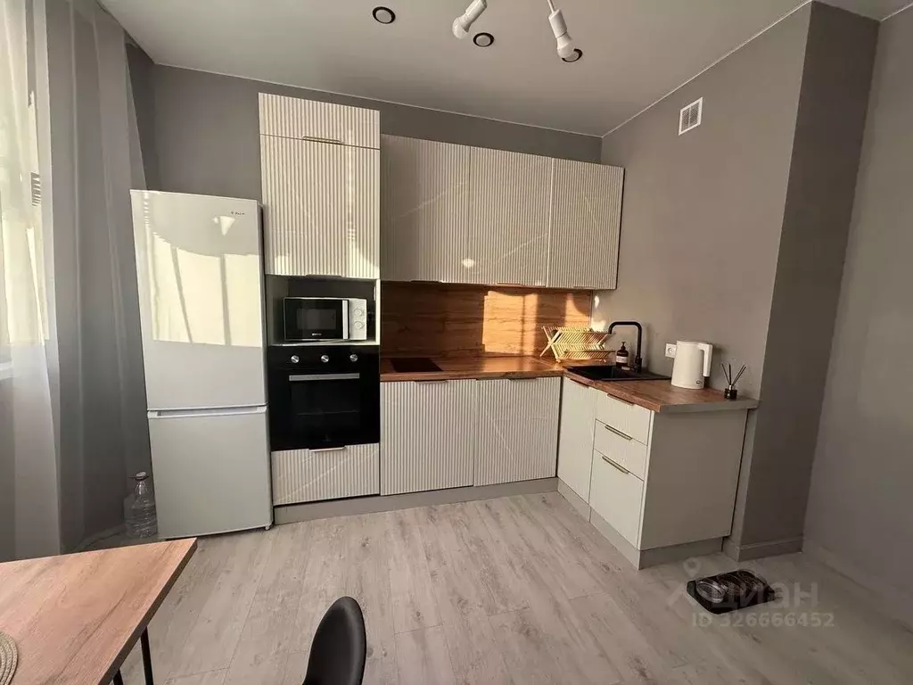 2-к кв. Адыгея, Тахтамукайский район, Старобжегокайское с/пос, Новая ... - Фото 1