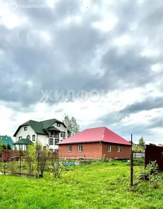 Дом в посёлок Элитный, Плановая улица (175 м) - Фото 0