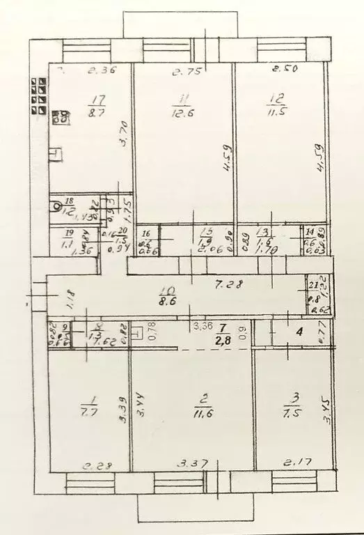 5-комнатная квартира: Киров, микрорайон Лянгасово, улица Кошевого, 28 ... - Фото 1