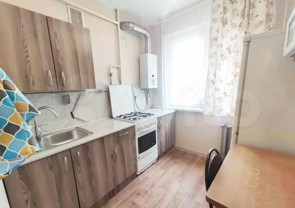 4-к. квартира, 61 м, 1/5 эт. - Фото 0