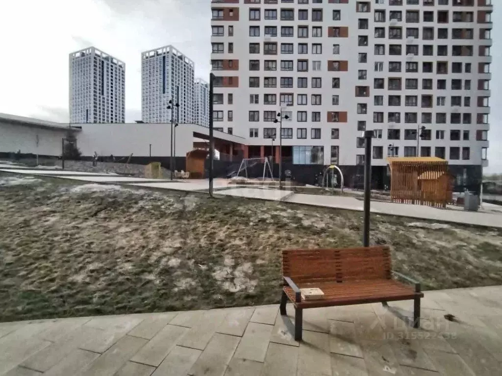Торговая площадь в Свердловская область, Екатеринбург ул. Щербакова, ... - Фото 1