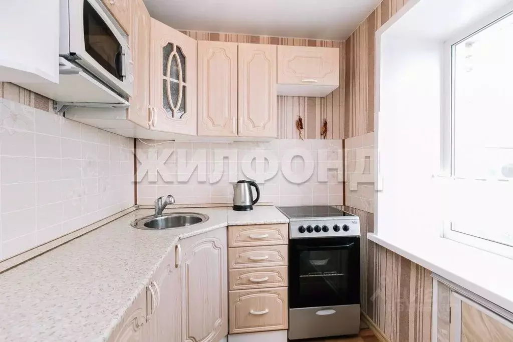 3-к кв. Новосибирская область, Новосибирск ул. Станиславского, 31 ... - Фото 1