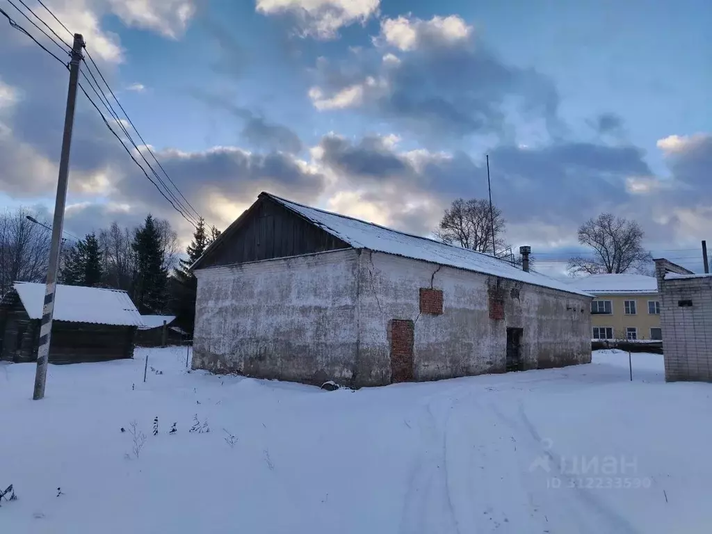 Помещение свободного назначения в Вологодская область, Харовск ... - Фото 0